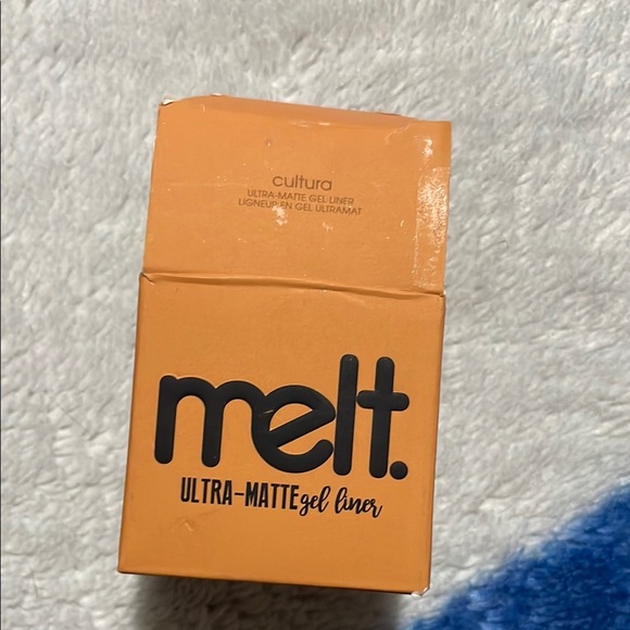 Melt Cosmetics Ultra-Matte Gel Liner - Cultura - Picture 3 of 4